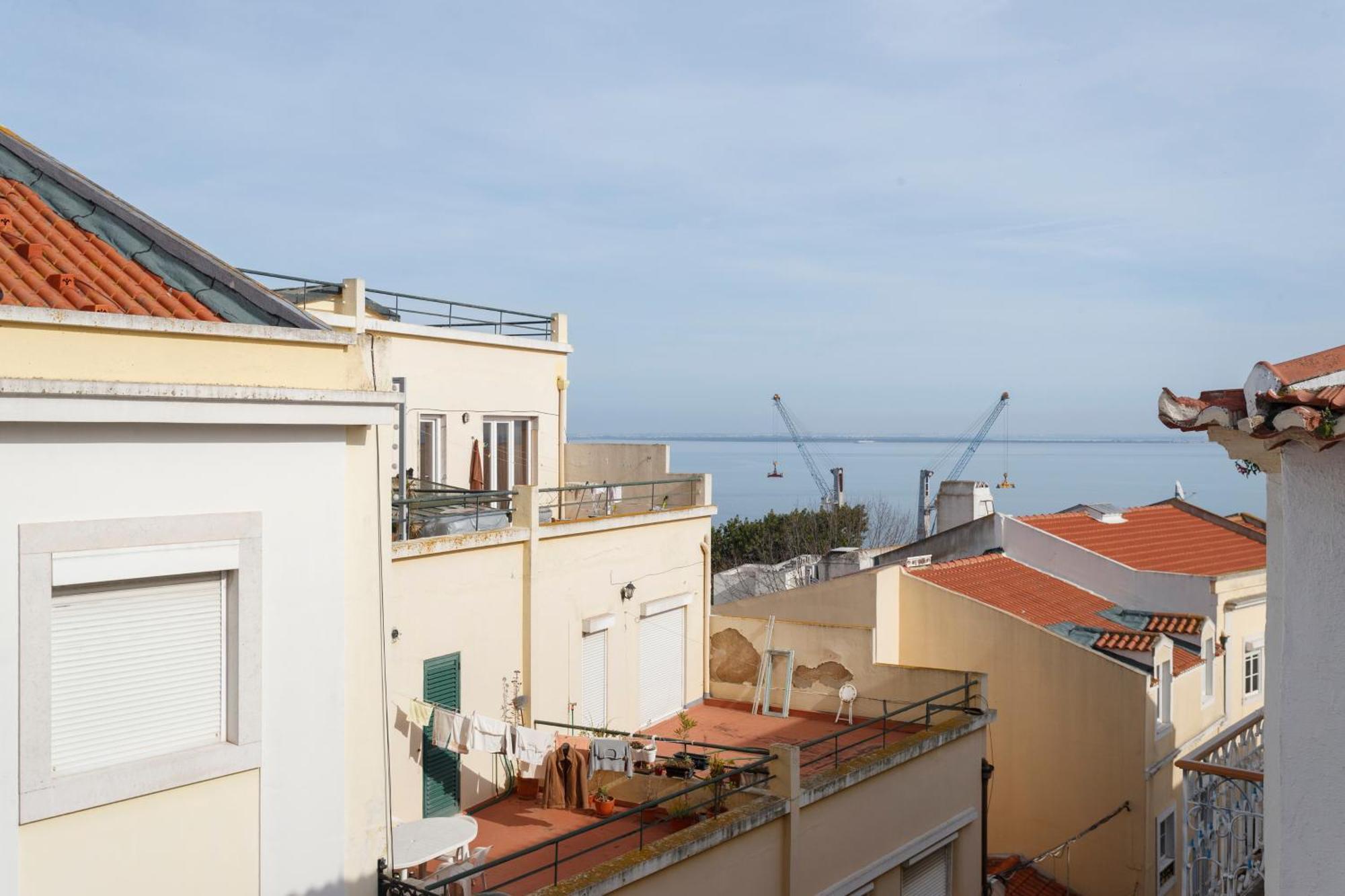 Barbadinhos Apartments In Lisbon Historic Neighborhood Kültér fotó